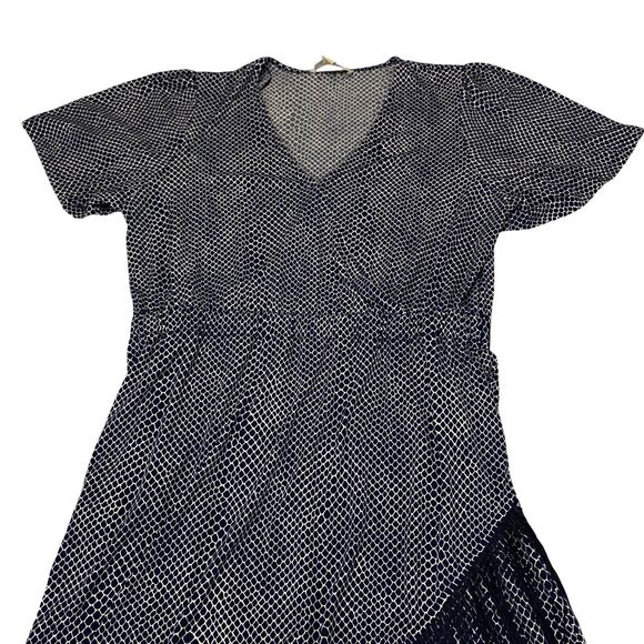 Michael Kors Sheath Dress Womens Medium Navy White Fringing Short Sleeve $135 - Picture 16 of 16